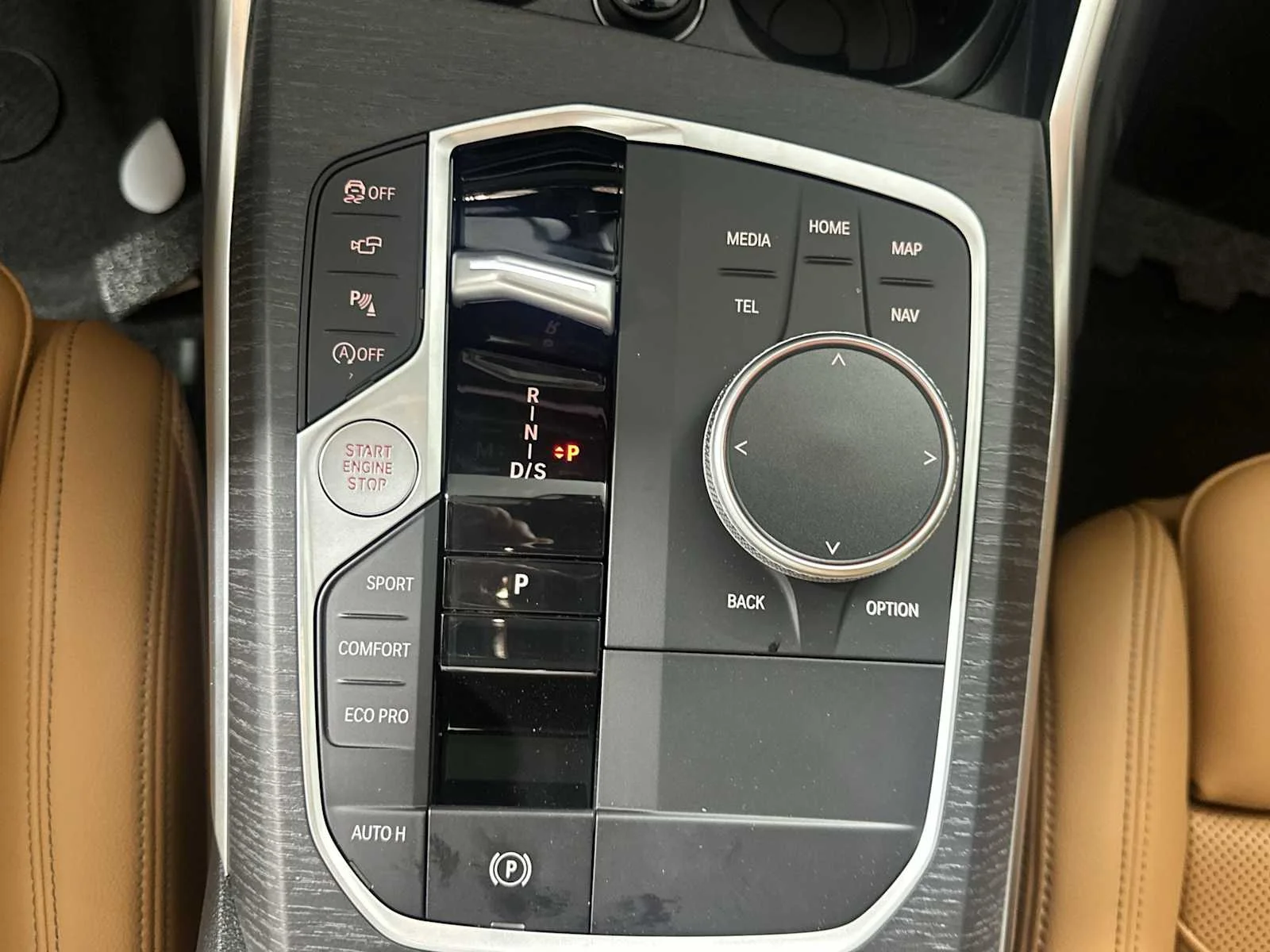 2025 BMW 2 Series 230i - Photo 17