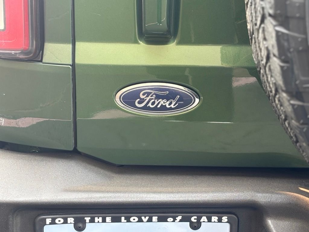 Used 2023 Green Ford Outer Banks image 31