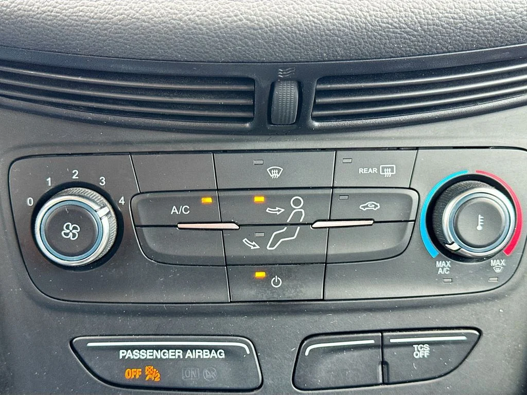 Used 2018 Gold Ford S image 17