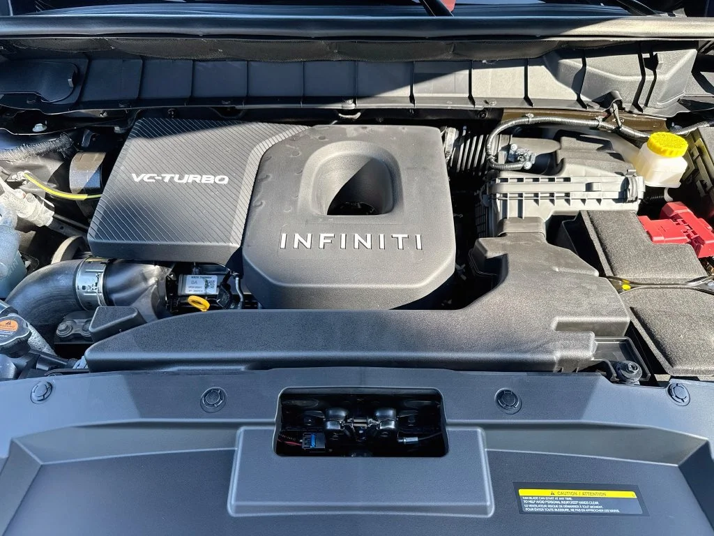 New 2027 MOONBOW BLUE INFINITI Luxe AWD image 31