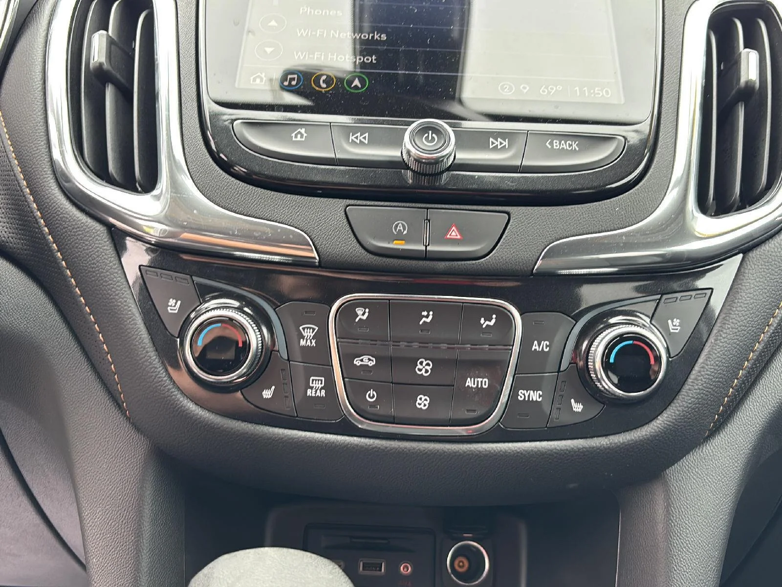 Used 2022 Summit White Chevrolet Premier image 17