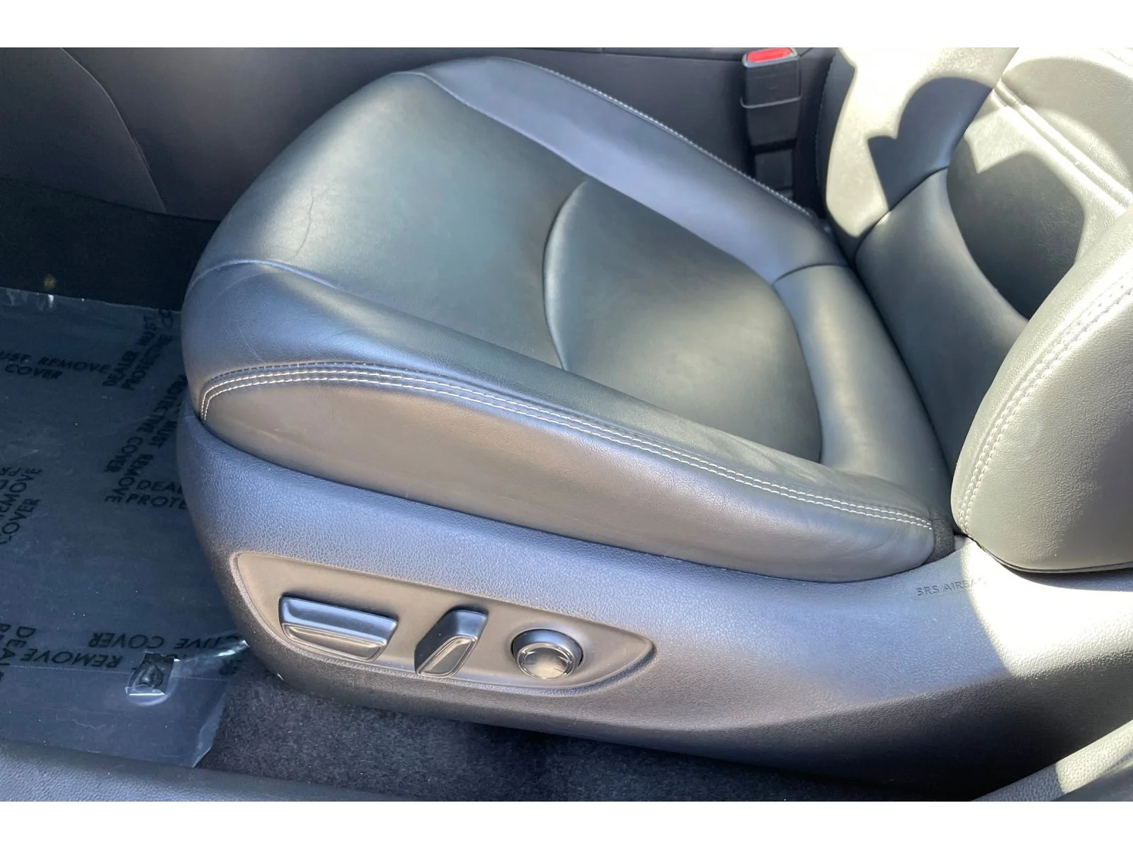 Used 2024 Midnight Black Metallic Toyota Hybrid XLE Premium image 12