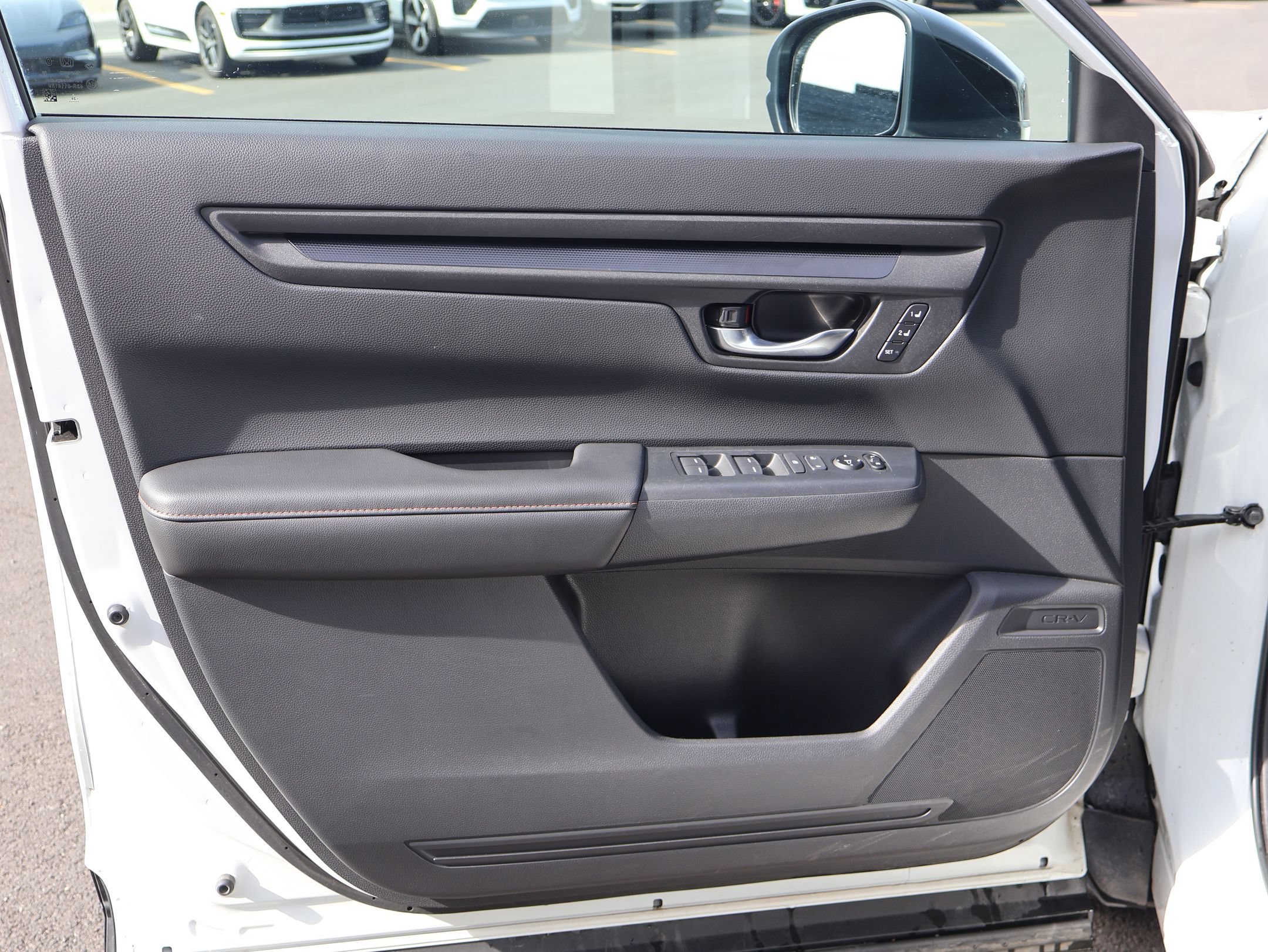 Used 2025 Platinum White Pearl Honda Sport-L image 12