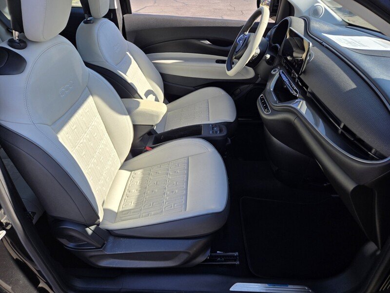 Used 2024 Tuxedo Black FIAT MUSIC FWD image 15