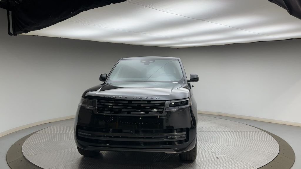 New 2026 Santorini Black Land Rover SE image 7