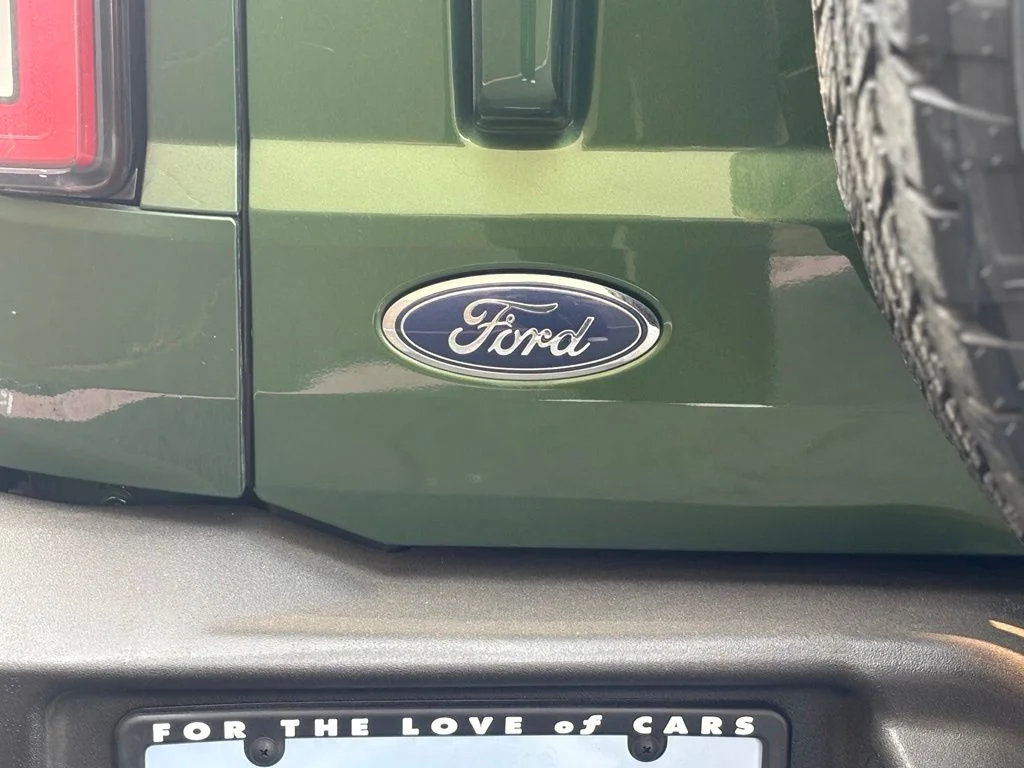 Used 2023 Green Ford Outer Banks image 32