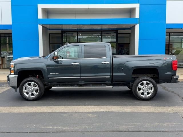 2019 Chevrolet Silverado HD LTZ 4WD Crew Cab Standard Box's photo