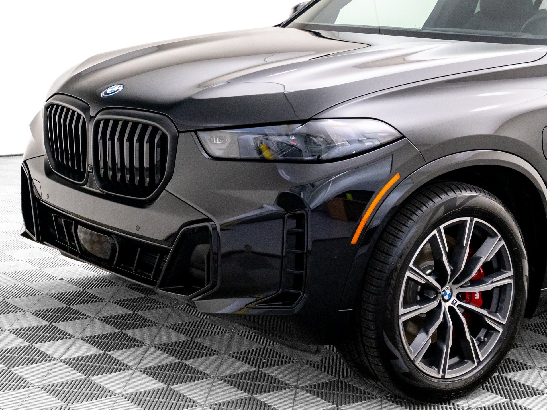 Certified Used 2026 Black Sapphire Metallic BMW xDrive50e image 38