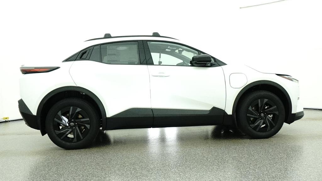 New 2026 Wind Chill Pearl Toyota SE image 41