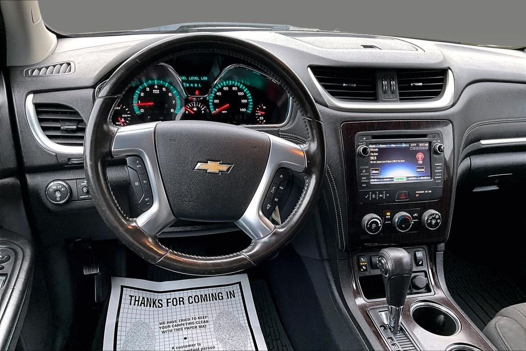 Used 2017 Chevrolet Traverse 1LT with VIN 1GNKRGKD4HJ319034 for sale in Van Wert, OH