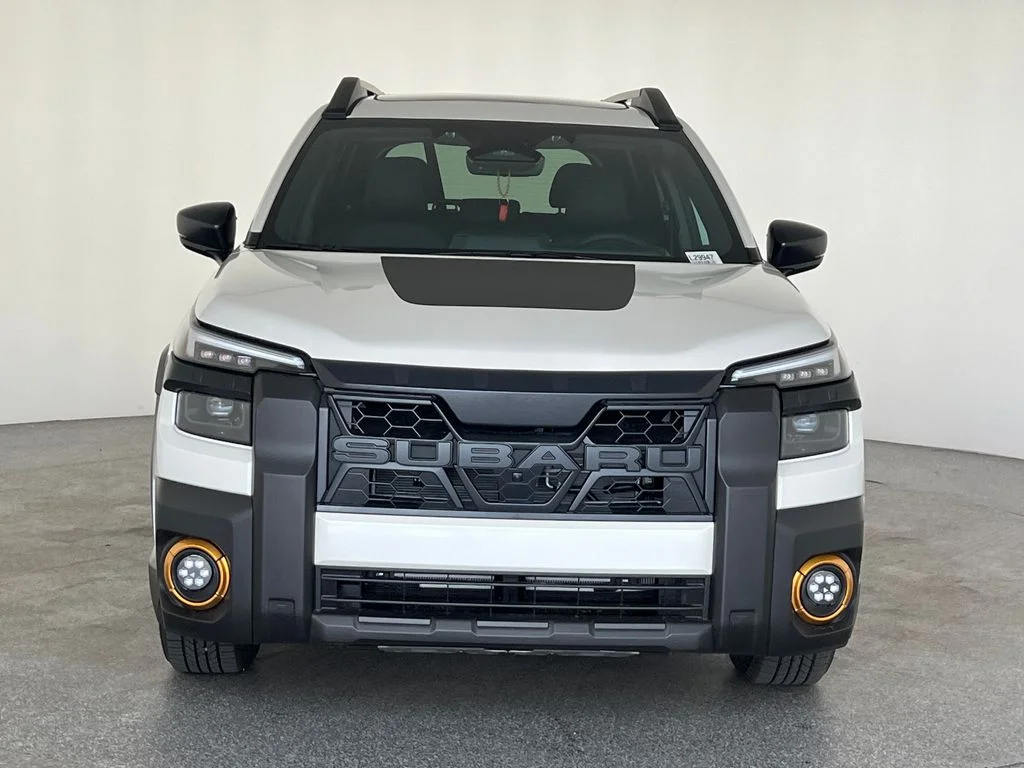 New 2026 CRYSTAL WHITE PEARL Subaru Wilderness image 10
