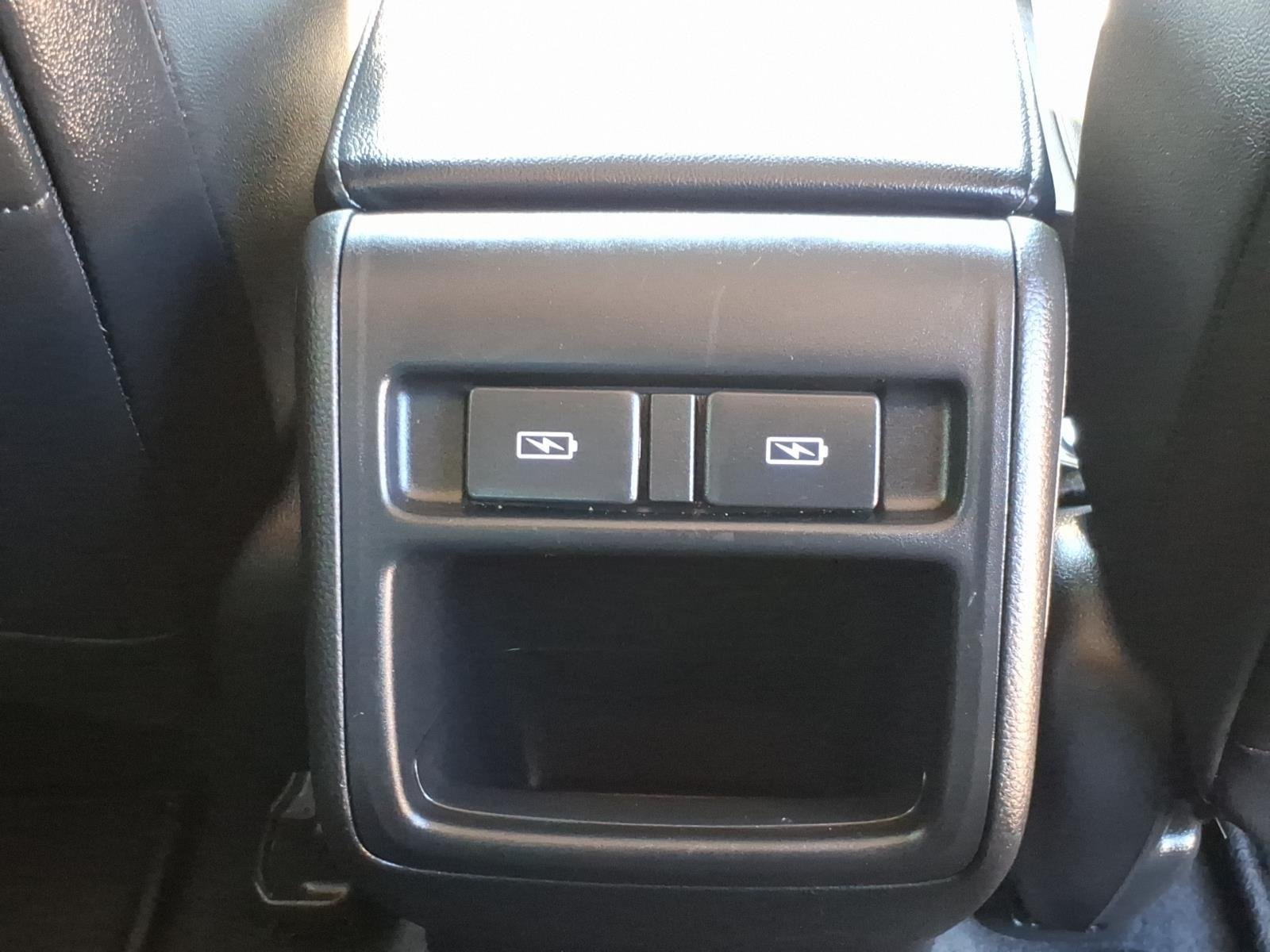 Used 2022 Platinum White Pearl Honda Sport SE image 21