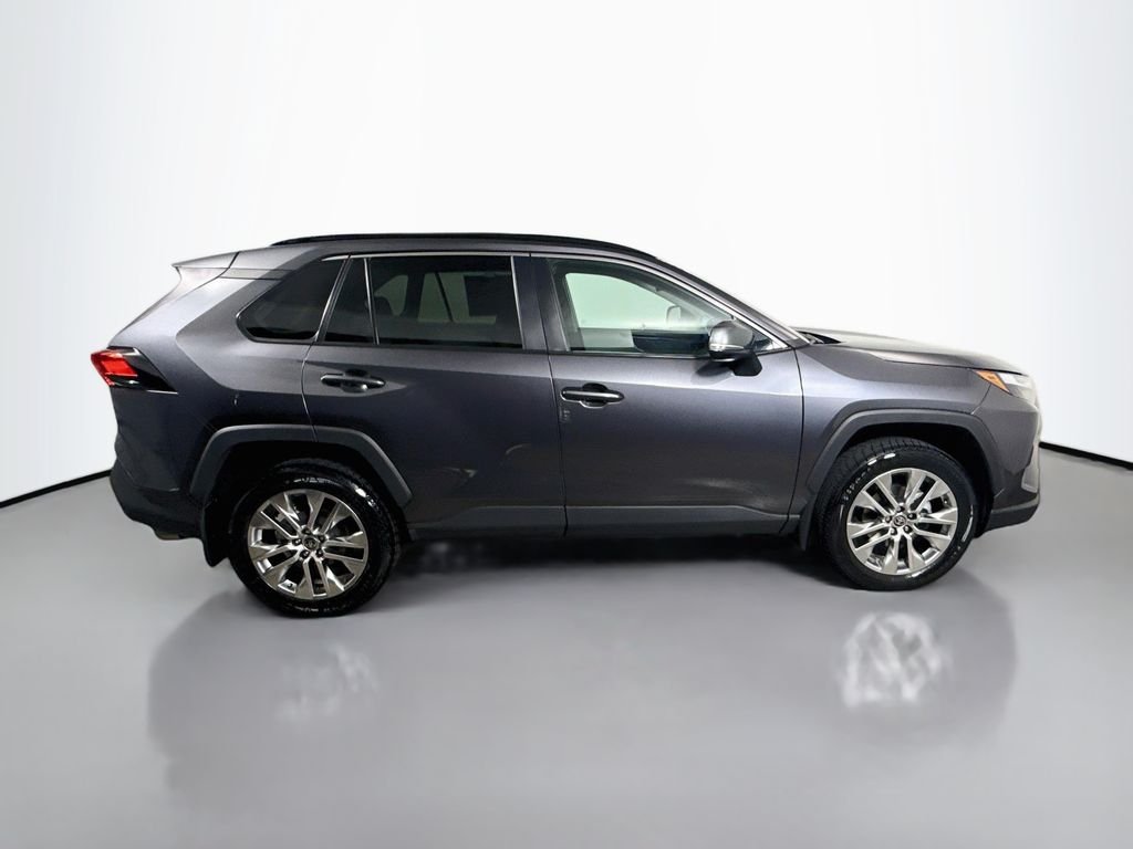 Used 2024 Magnetic Gray Metallic Toyota XLE Premium image 8