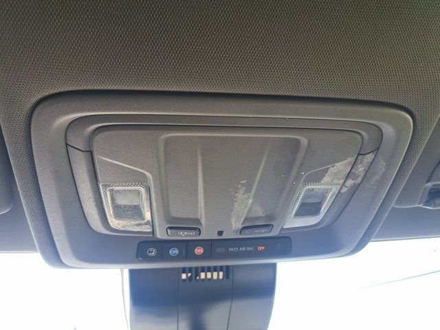 Used 2022 Blue Chevrolet Custom image 20
