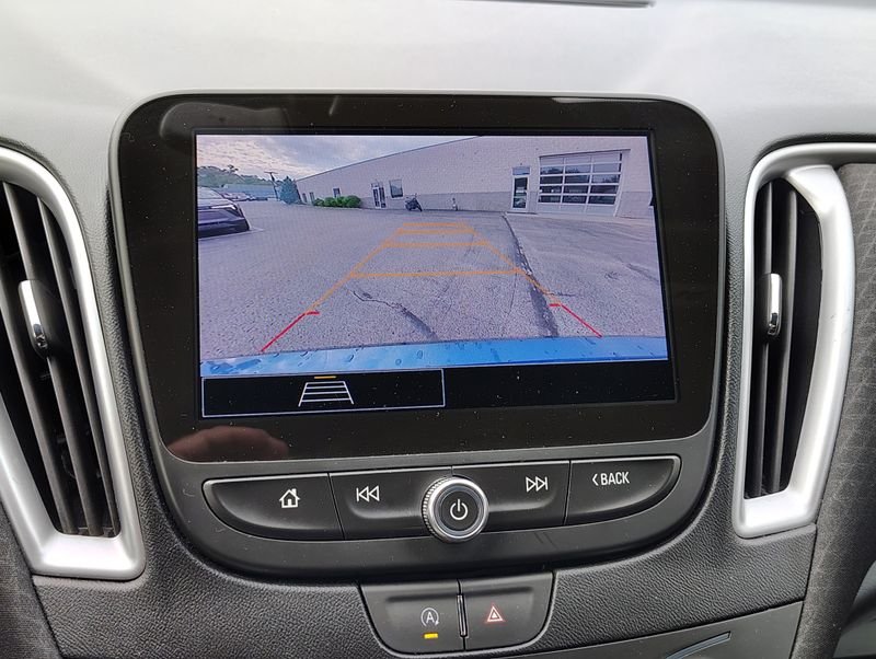 Used 2024 Blue Chevrolet LT image 27