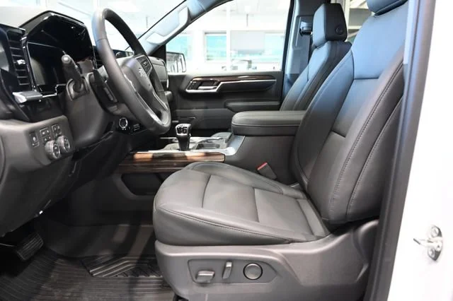 2026 Chevrolet Silverado 1500 LT Trail Boss - Photo 10