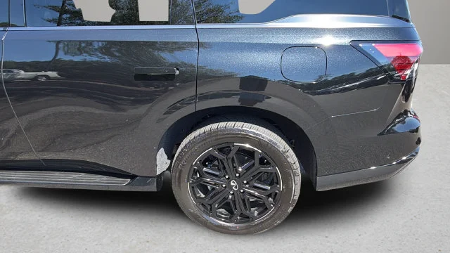 Used 2027 Black INFINITI SPORT image 52
