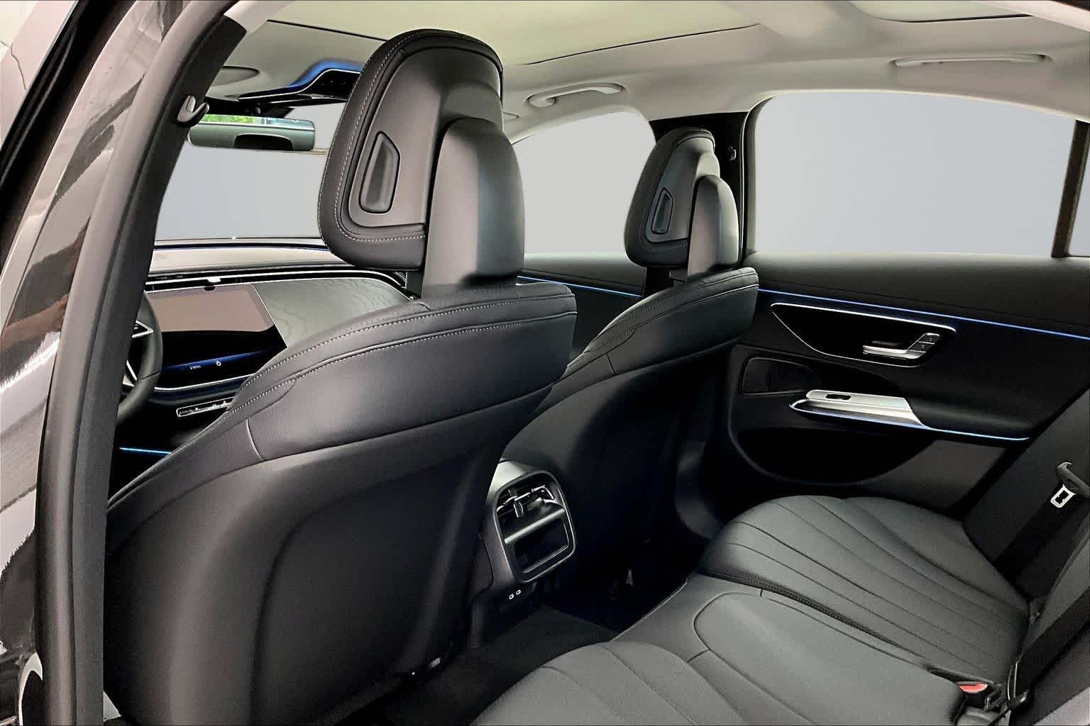 New 2027 Graphite Grey Metallic Mercedes-Benz E 350 image 12
