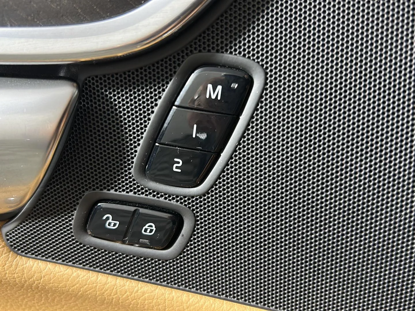 Used 2019 Denim Blue Metallic Volvo T5 image 22