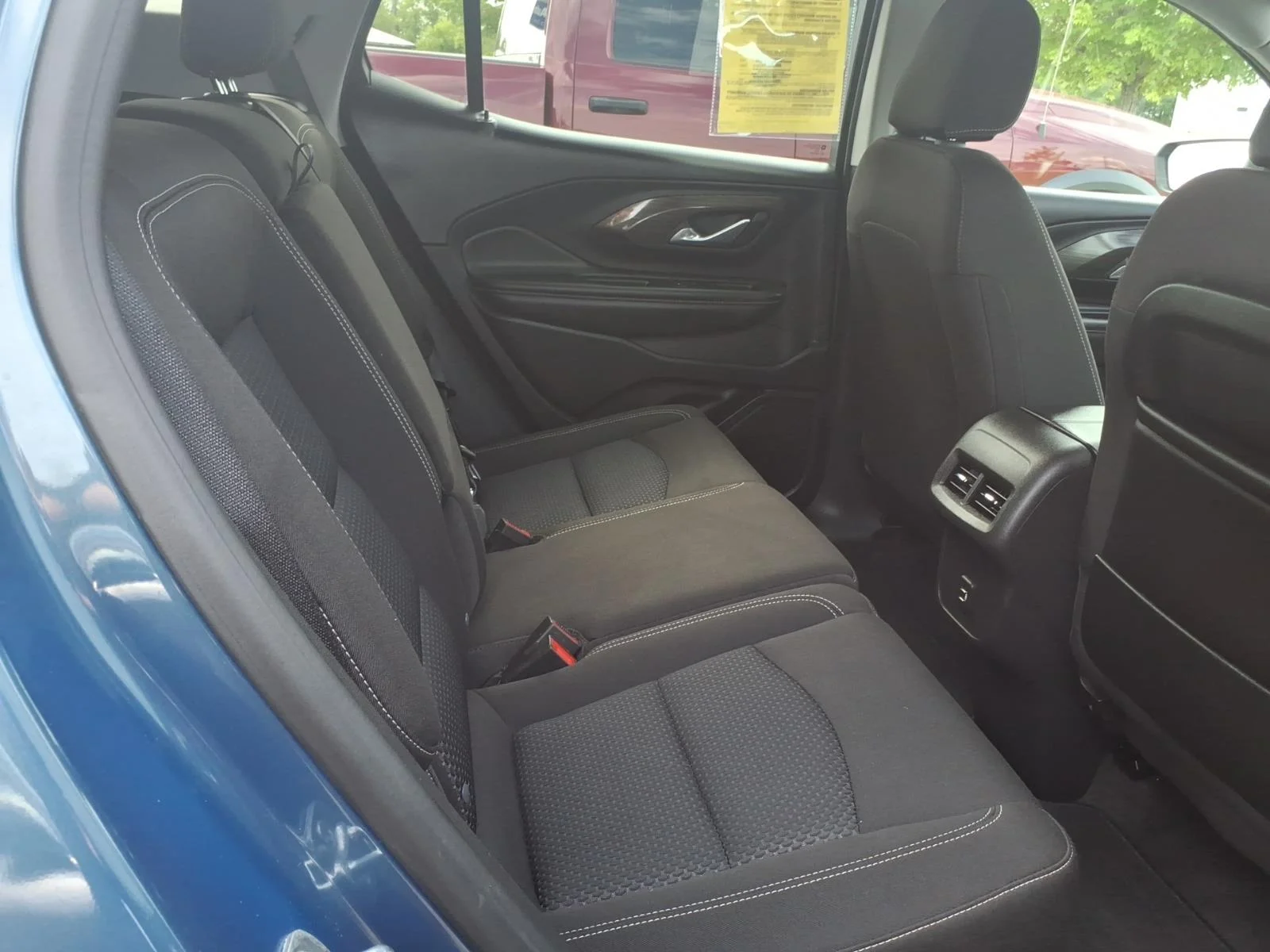Used 2024 Downpour Metallic GMC SLE image 16