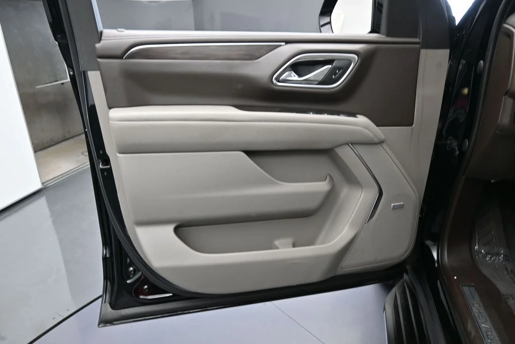 Used 2023 Black Chevrolet LT image 13