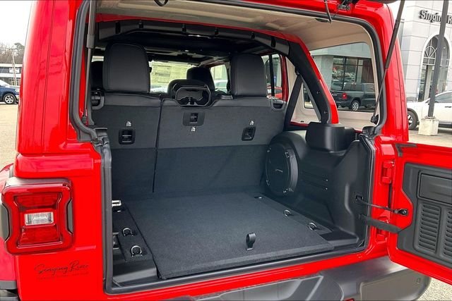 New 2026 Jeep Wrangler Sahara 4D Sport Utility