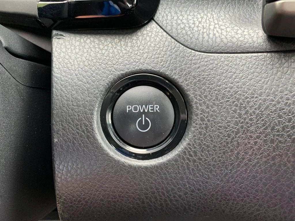 Used 2026  Toyota LE image 25