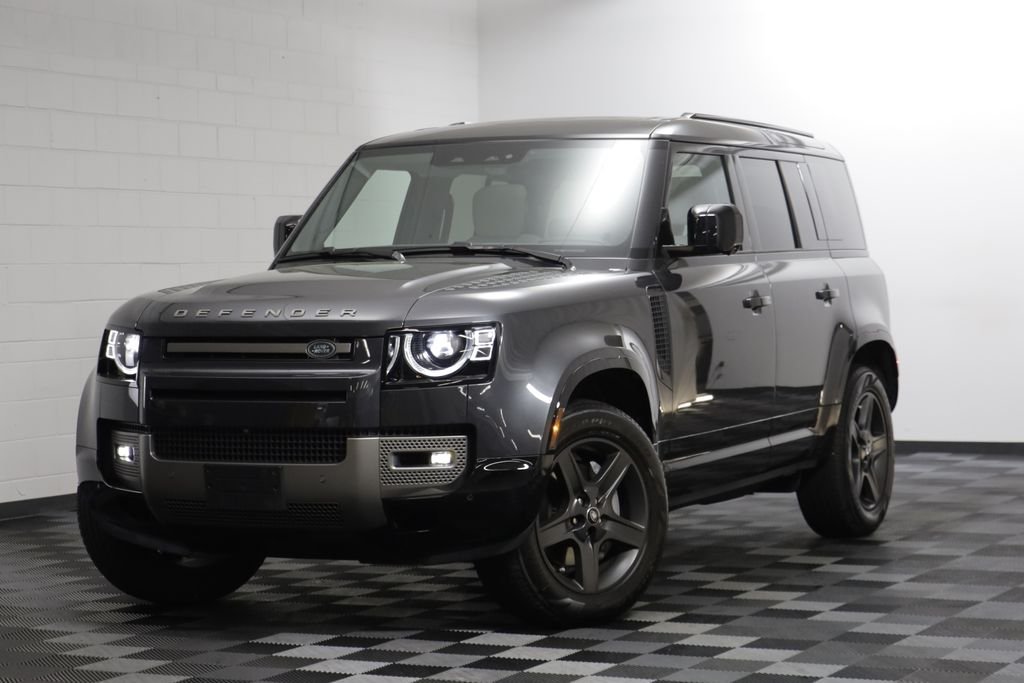 2025 Land Rover Defender 110 X-Dynamic SE P400's photo