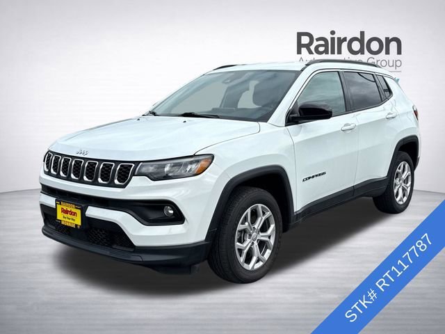 Used 2024 Bright White Clearcoat Jeep Latitude image 3
