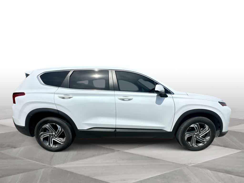 Used 2021 Quartz White Hyundai SE image 9