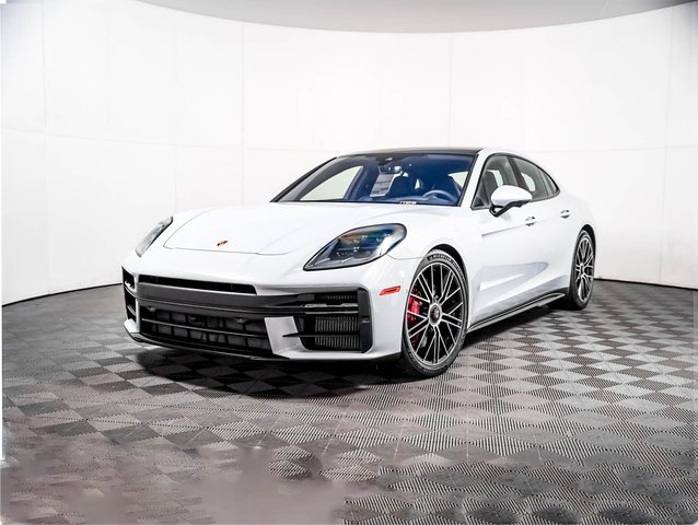 2026 Porsche Panamera GTS