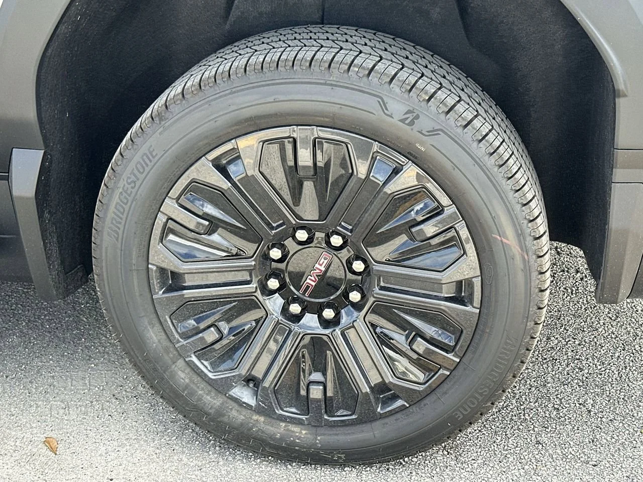 2026 GMC Sierra EV Elevation - Photo 11