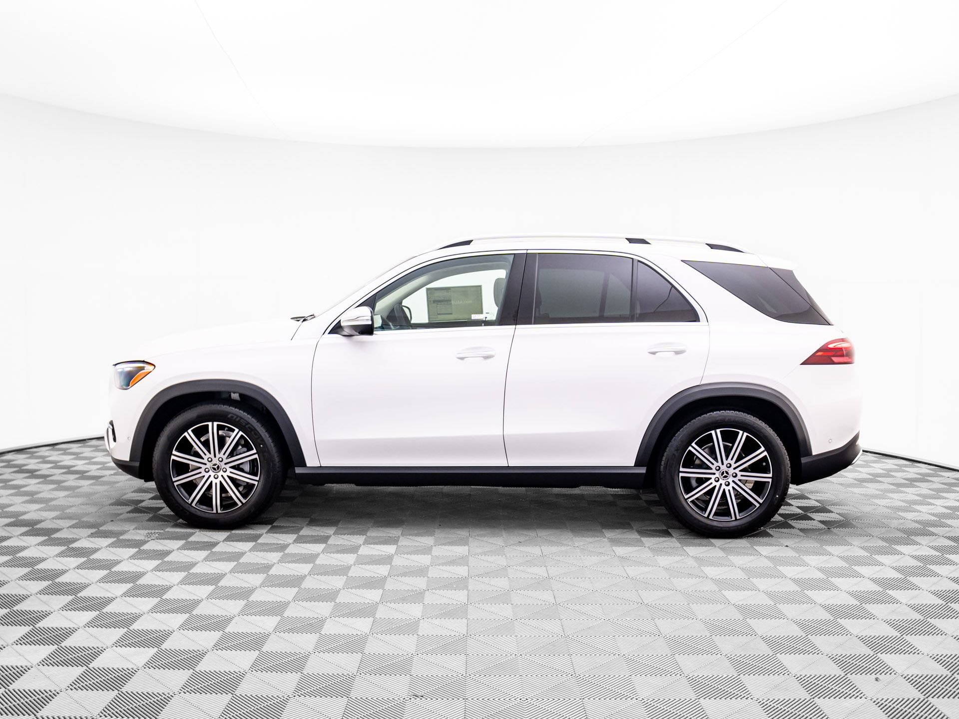 New 2026 Polar White Mercedes-Benz GLE 350 image 41