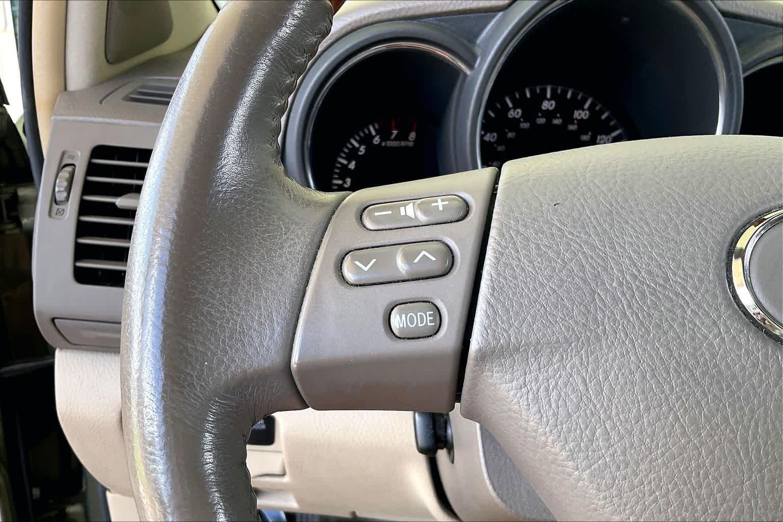 Used 2008 Desert Sage Metallic Lexus  image 20