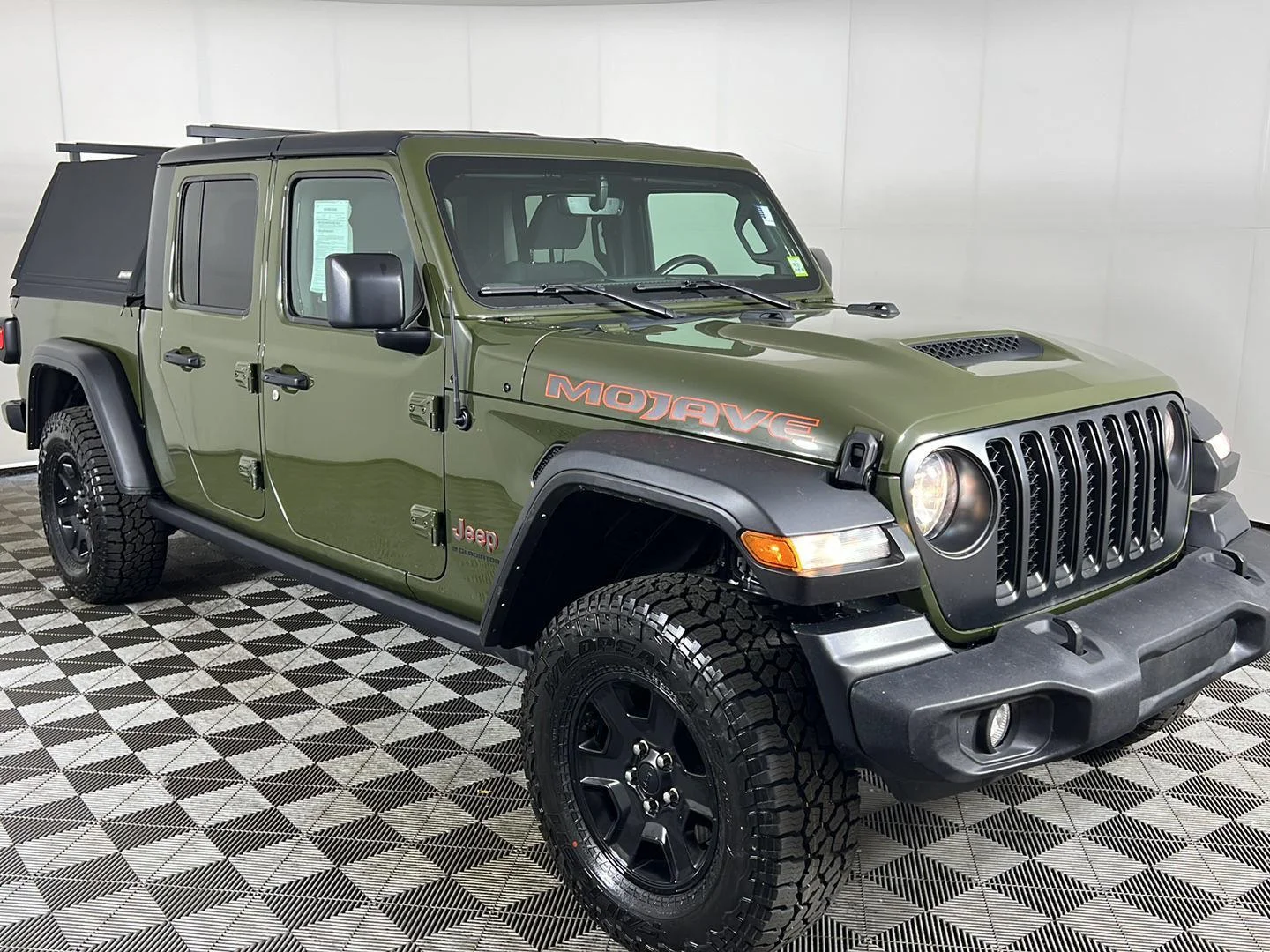 Used 2023 Sarge Green Clearcoat Jeep Mojave image 19