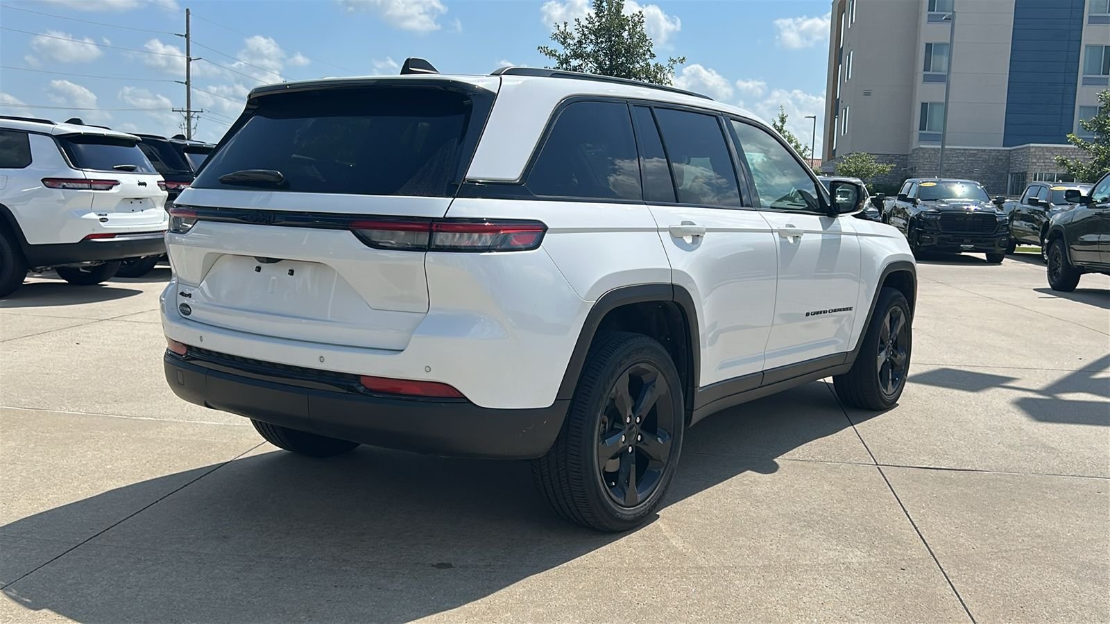 Certified Used 2023 White Jeep Altitude X image 4