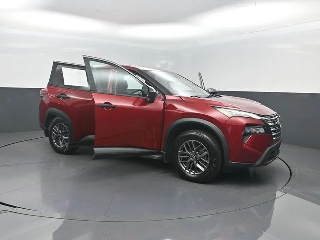 Used 2024 Red Nissan S image 32