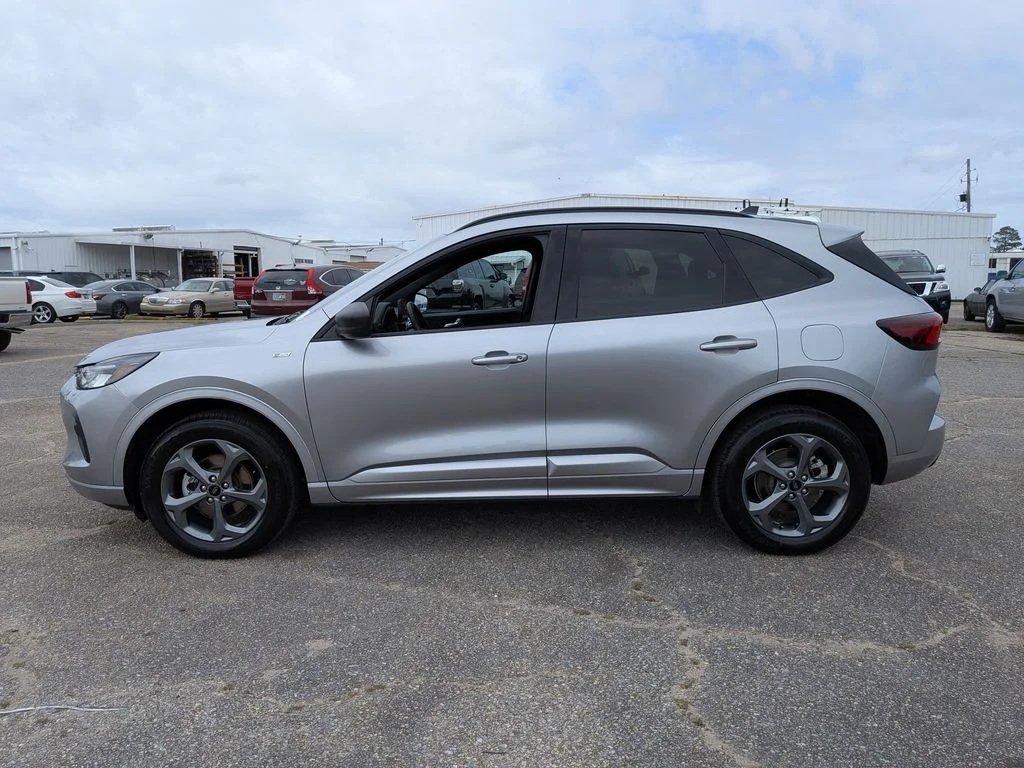 Used 2024 Silver Ford ST-Line image 2