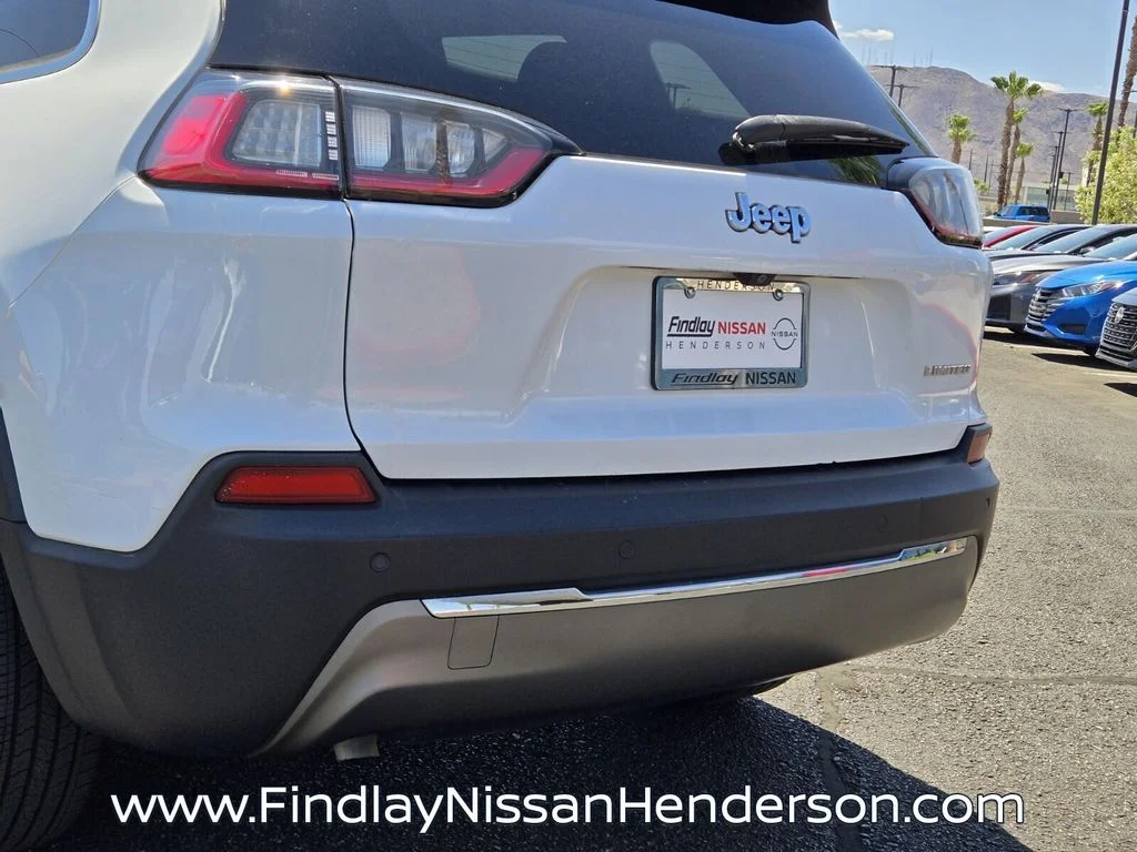 Used 2019 White Jeep Limited image 5