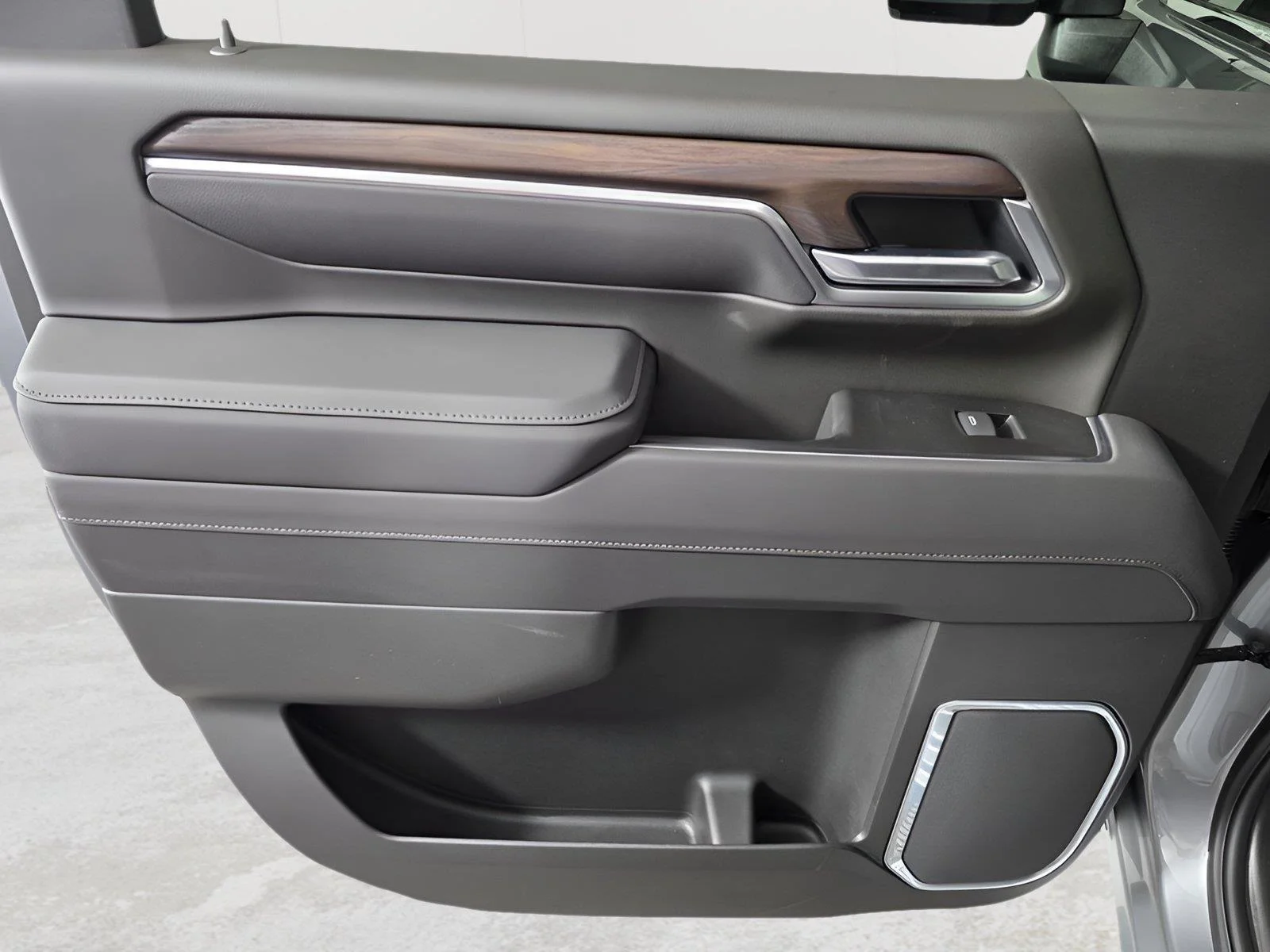 2026 GMC Sierra 2500HD SLT - Photo 17