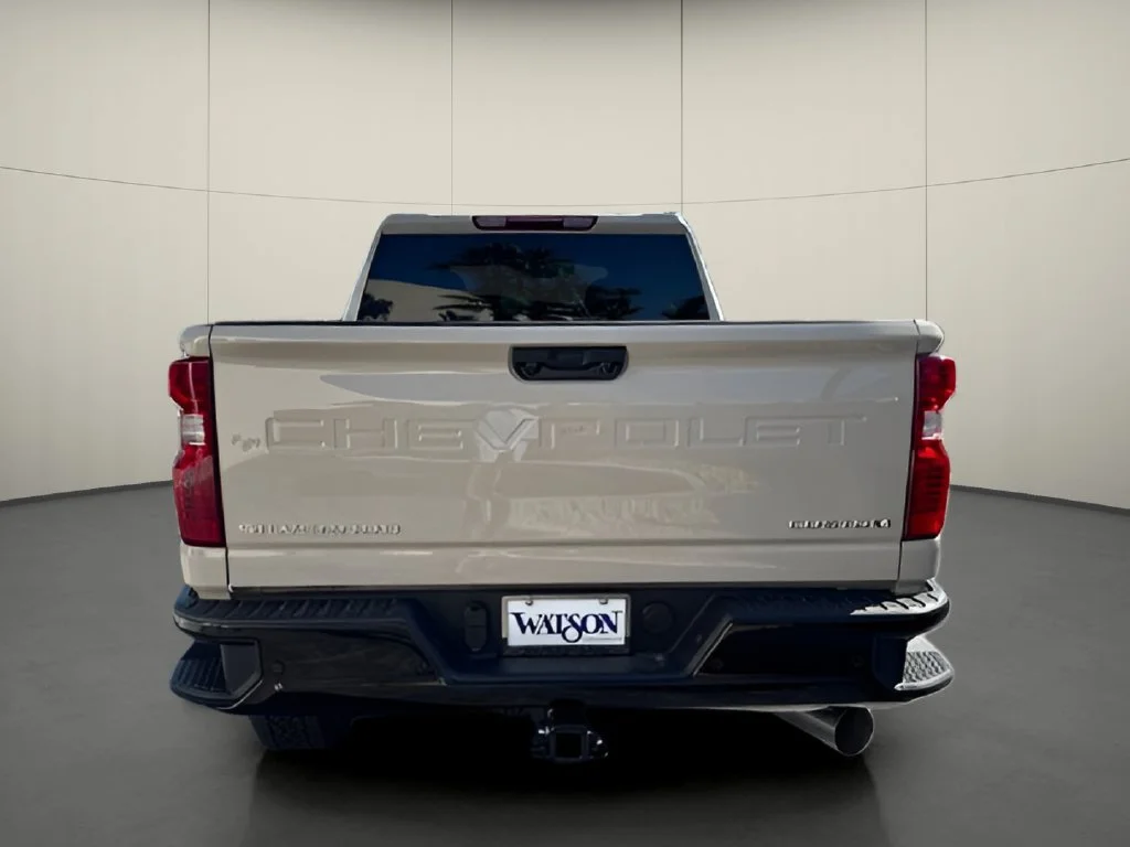 New 2026 White Sands Chevrolet Custom image 4