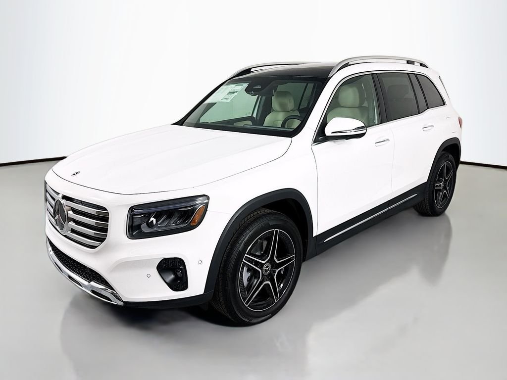 2026 Mercedes-Benz GLB GLB 250 4MATIC's photo