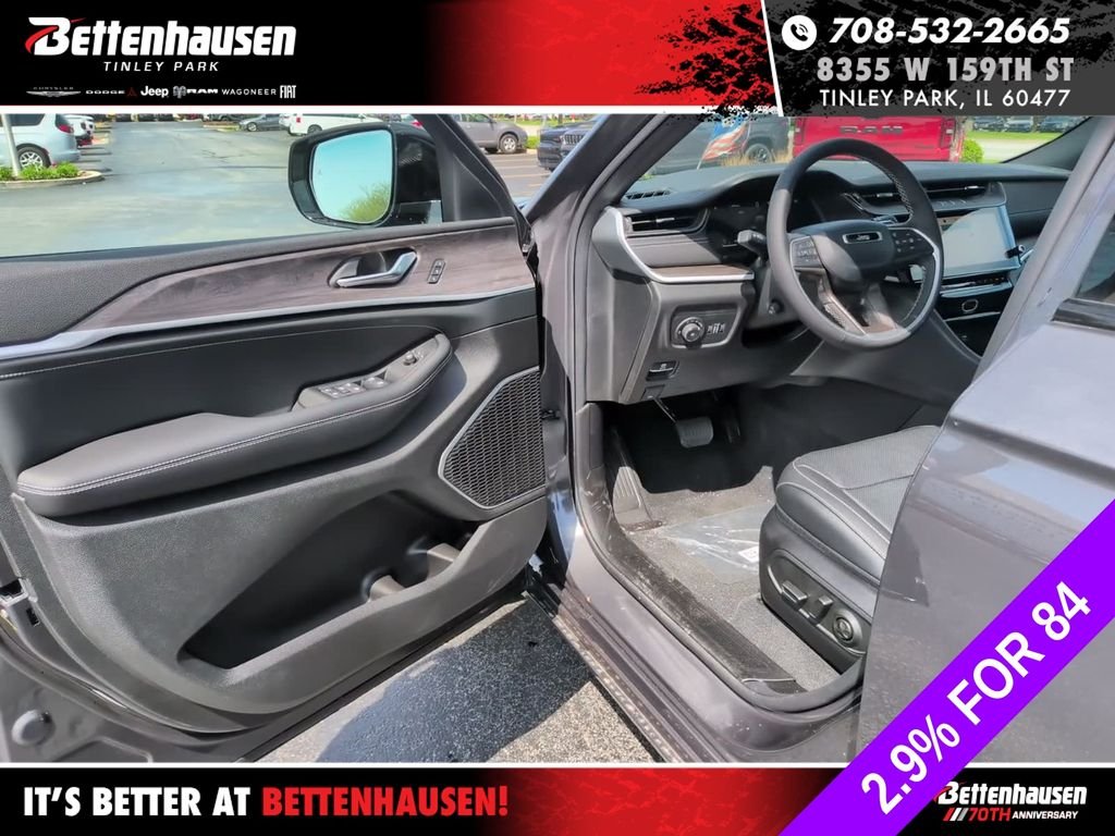 New 2026 Baltic Gray Metallic Clear-Coat Exterior Paint Jeep Limited Reserve image 18