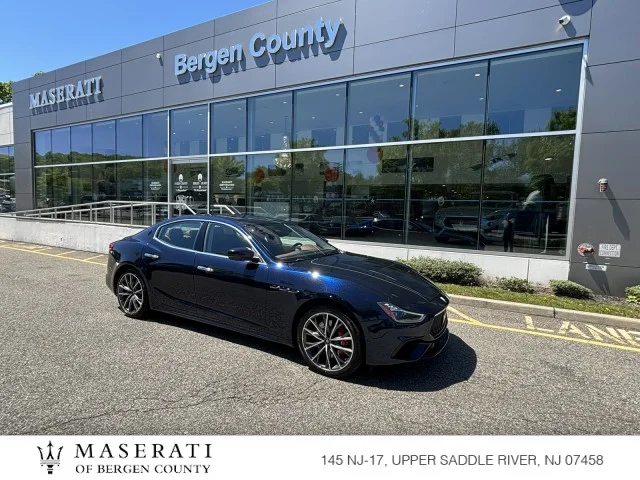 2023 Maserati Ghibli Modena Q4 ~ Sportivo Package !!! CPO ELIGIBLE !!!!