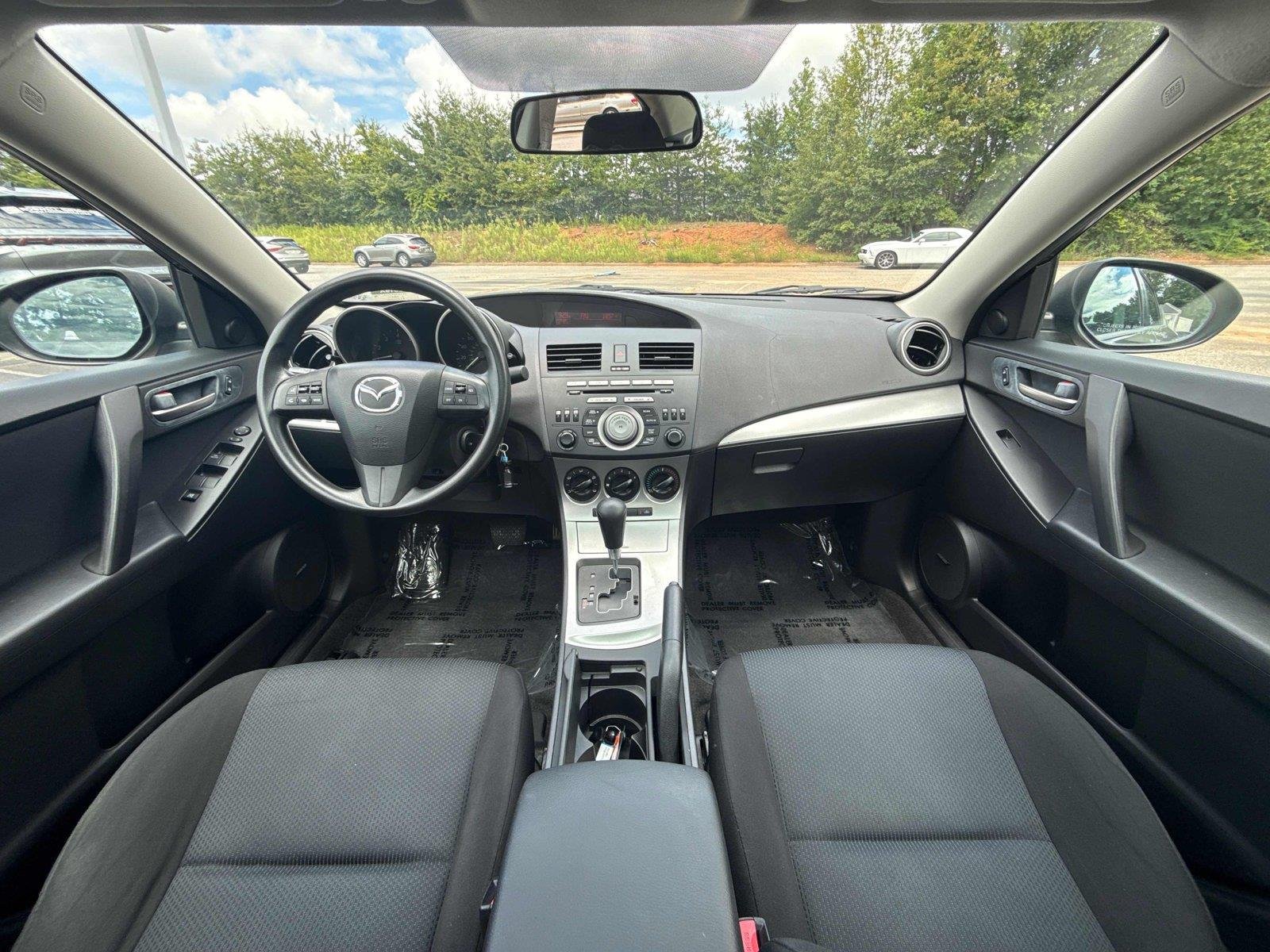 Used 2010 Graphite Mica Mazda i Touring image 13