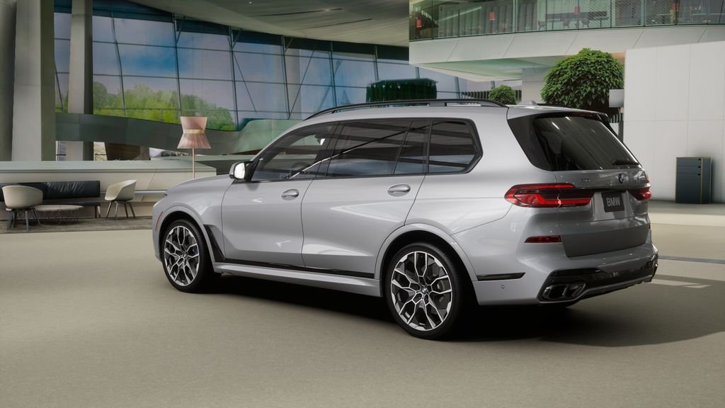2026 BMW X7 M60i - Photo 33