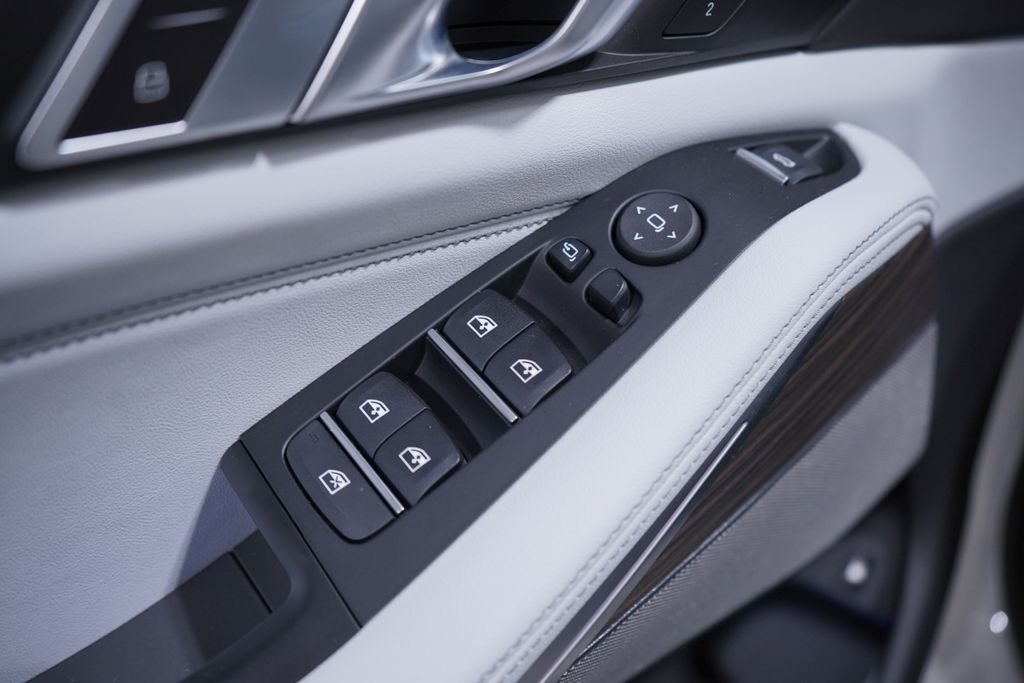 New 2026 Alpine White BMW xDrive50e image 16