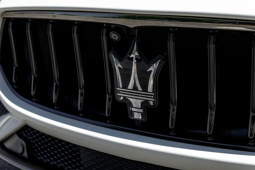 Used 2022 Bianco Maserati Modena image 45