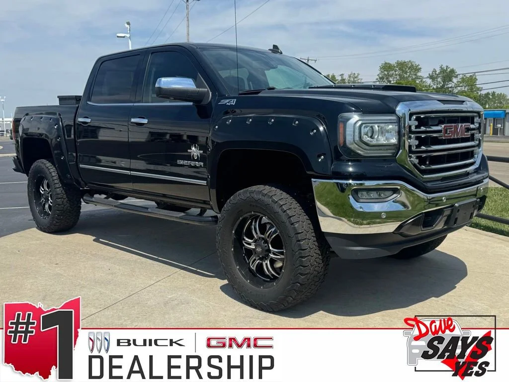 2017 GMC Sierra 4WD Crew Cab Short Box SLT's photo