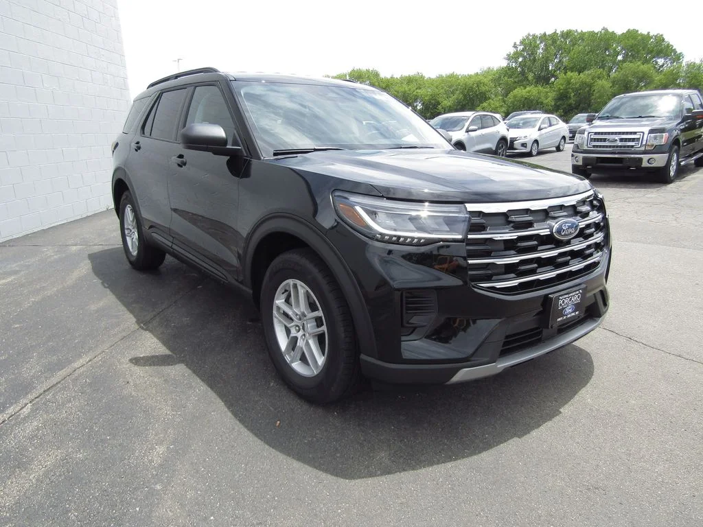 New 2026 Agate Black Metallic Ford Active image 8